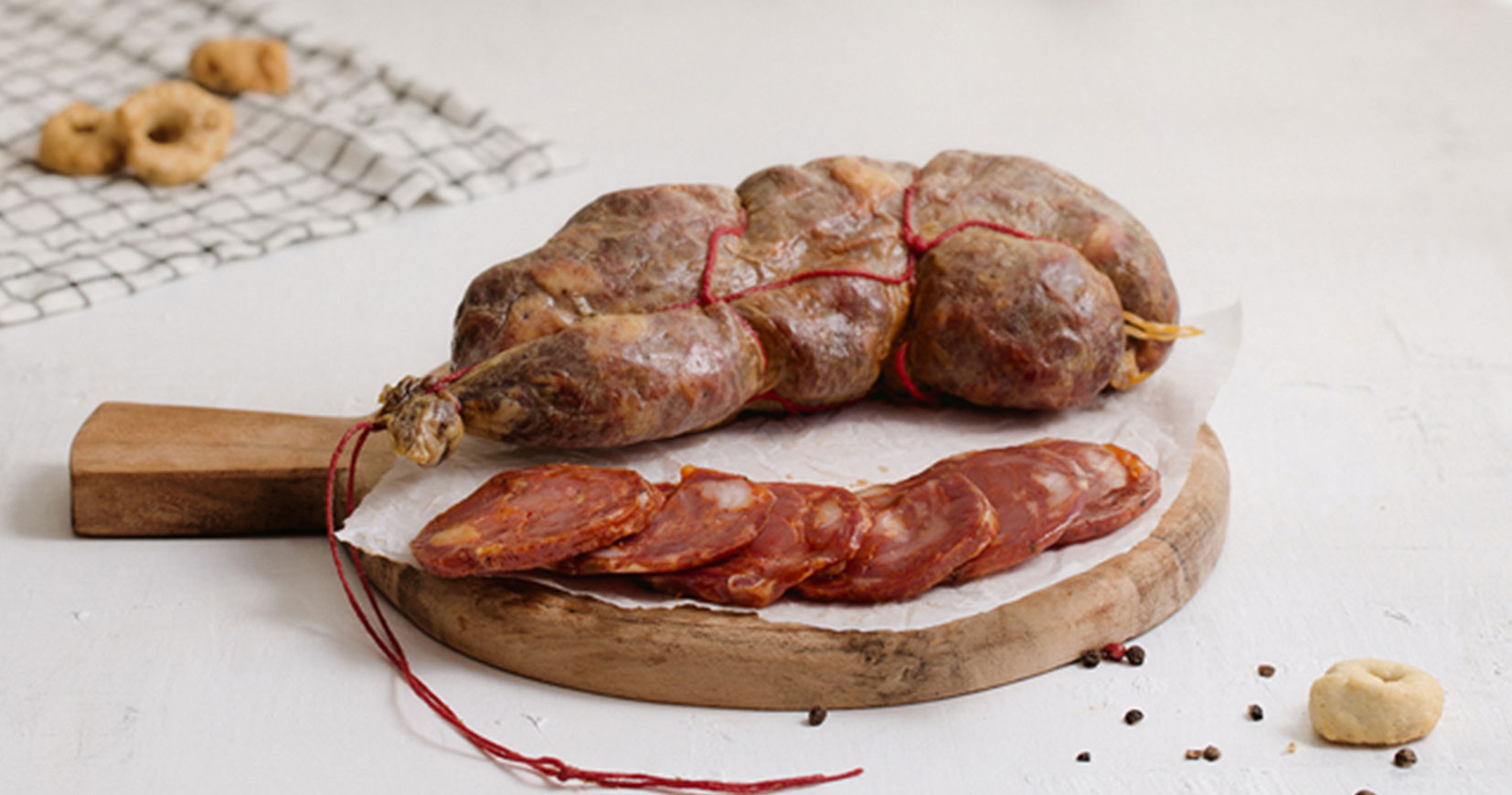 Soppressata piccante di Maiale Nero d'Aspromonte di Il Piccolo Salumificio 